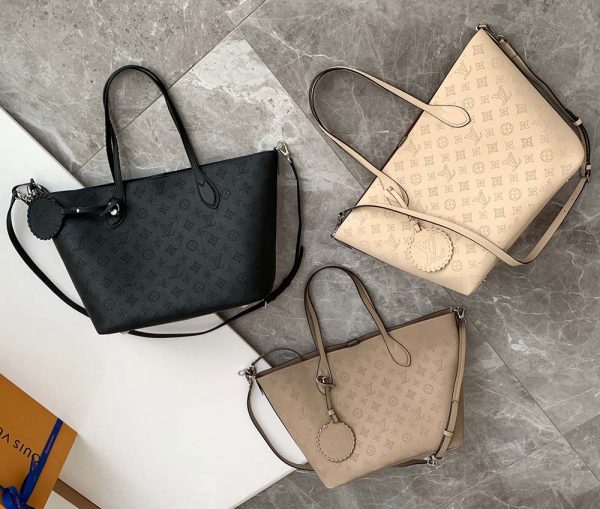 Blossom MM tote bag