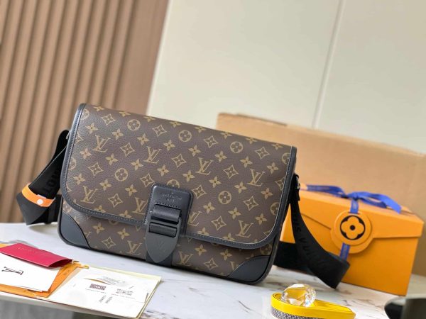 Messenger MM Bag